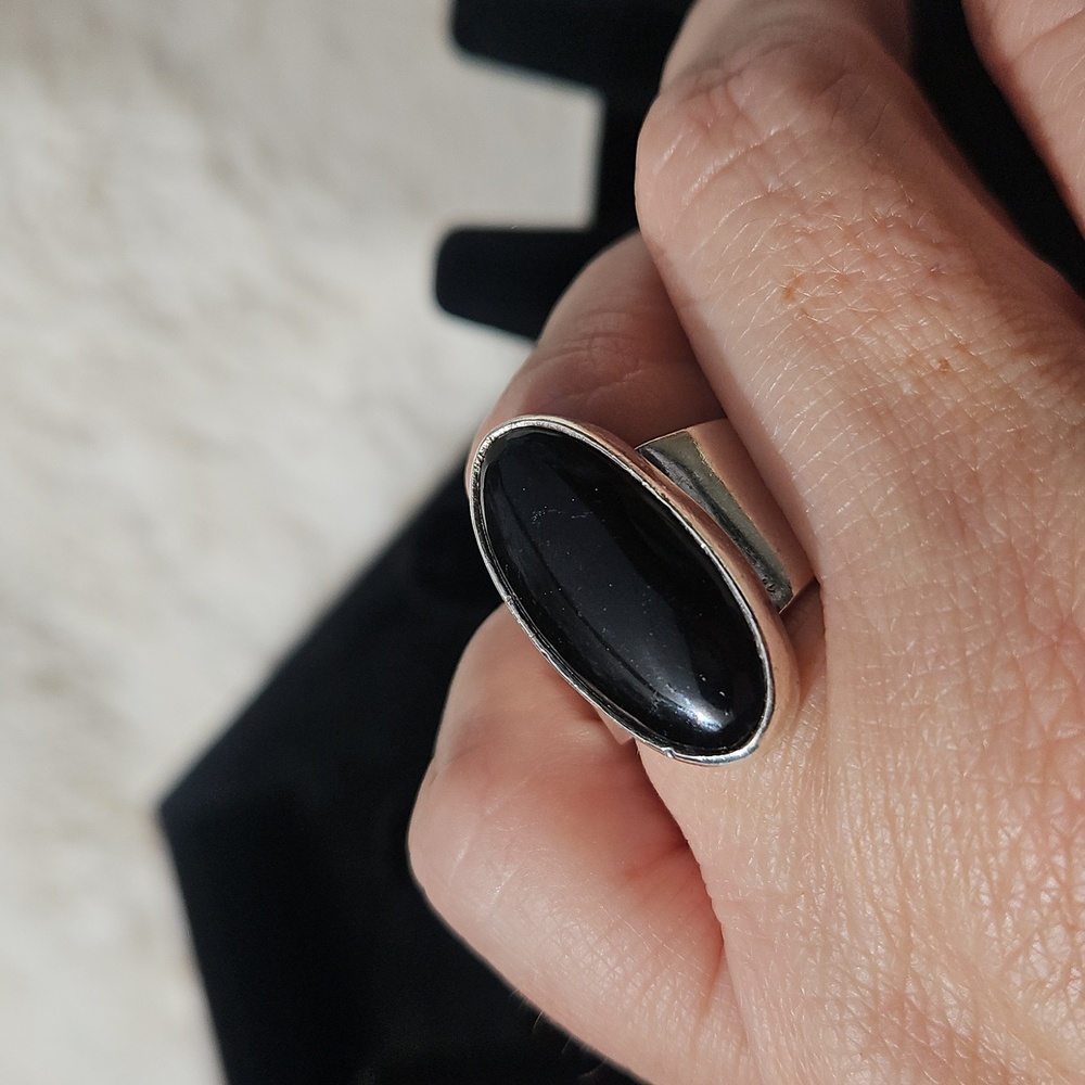 Silver & Black Oval Statement Ring - image 3
